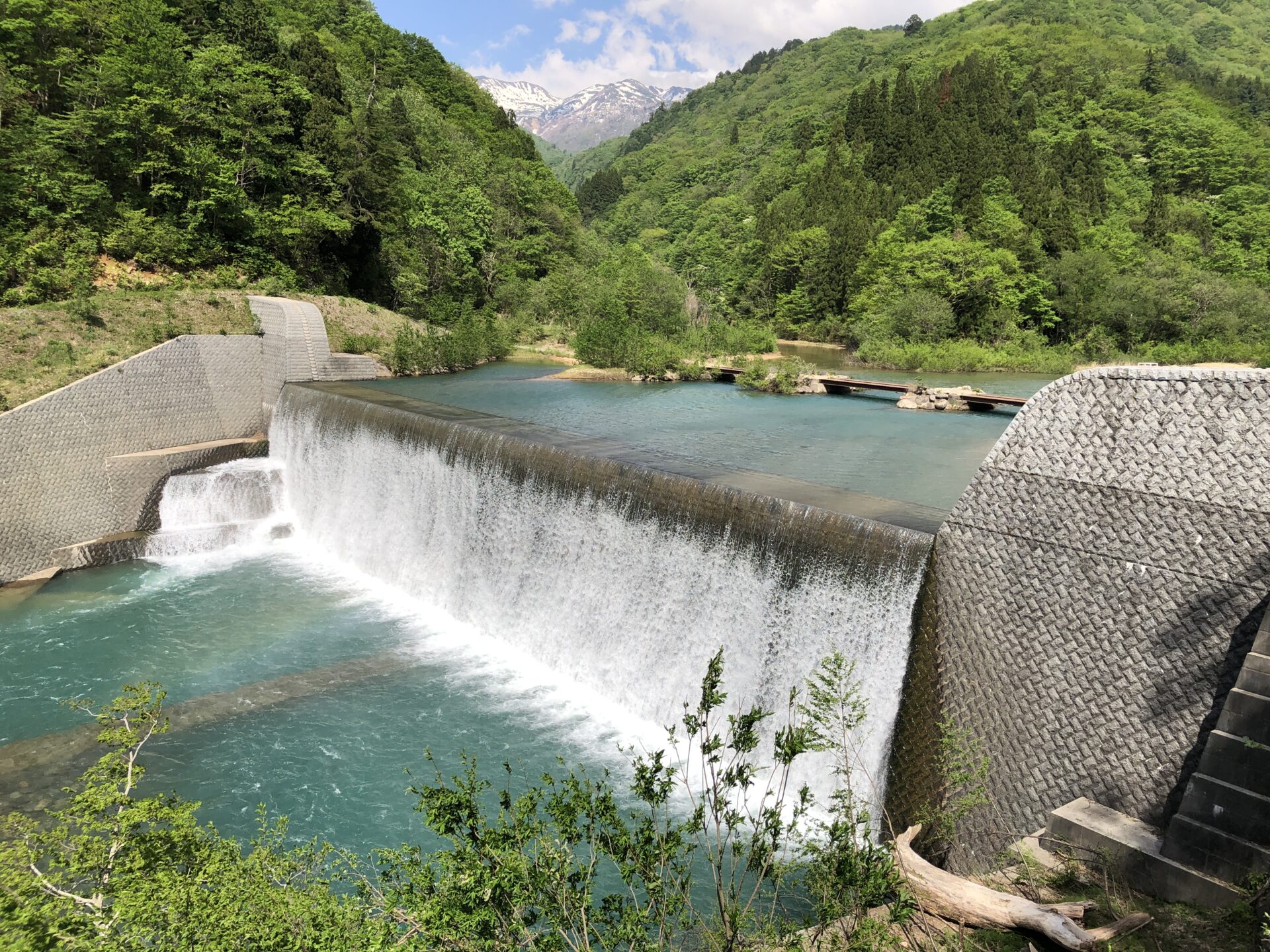 猿壁 市ノ瀬 赤岩 河内谷 風嵐 手取水系 牛首川の砂防堰堤 白山手取川ジオパークfanサイト